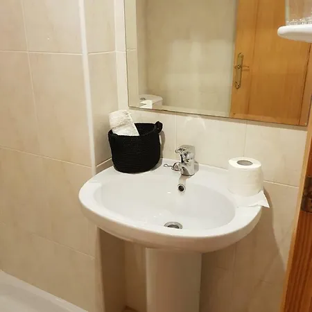 Apartment Con Piscina En Nova