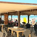 Con Piscina En Nova Oliva